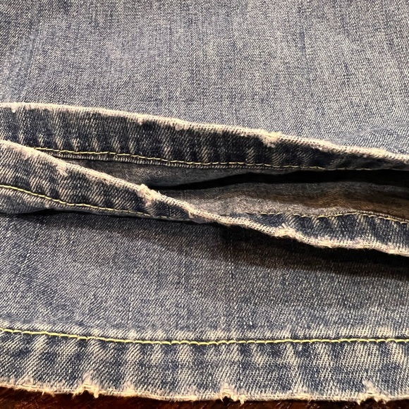 Old Navy Boot Cut Just Below Waist 4 Pocket Blue Women’s Jeans Distressed sz 20 - Picture 11 of 16